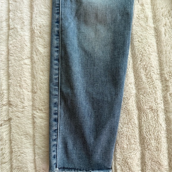 7 For All Mankind Kimmie Crop Jeans Women’s Size 28 Raw Hem Medium Wash - Picture 7 of 14